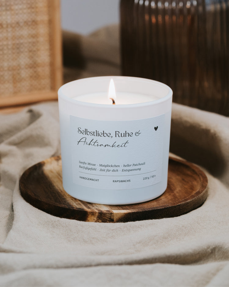 Duftkerze mit frischer Minze und hellem Patchouli – harmonisch und beruhigend