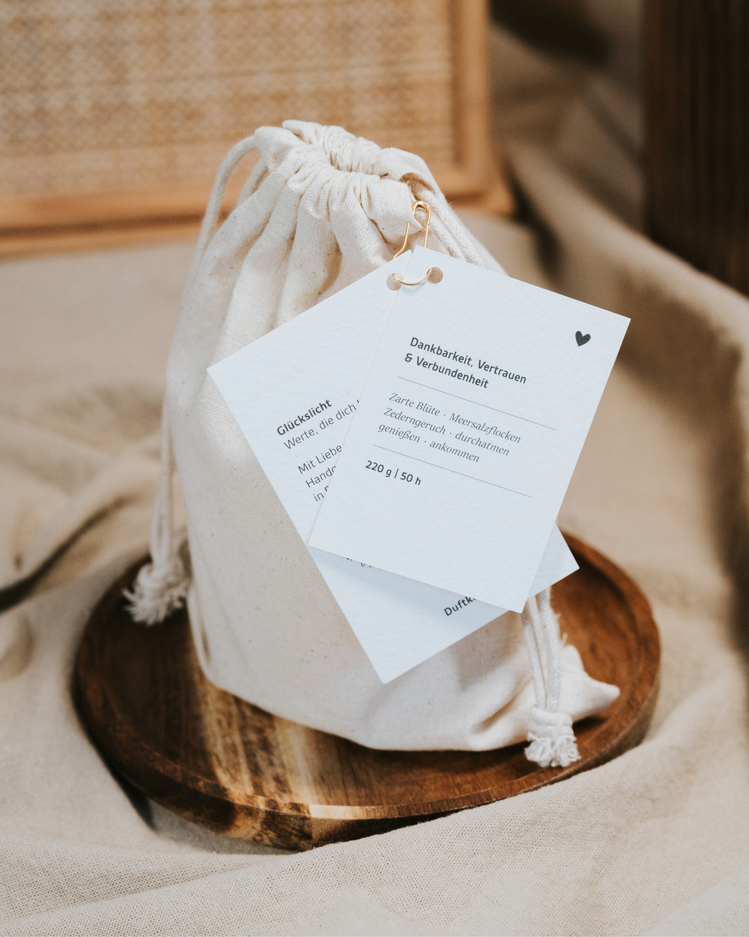 Duftkerze als Symbol für Zusammenhalt und Dankbarkeit – liebevoll gestaltet