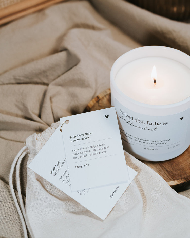 Duftkerze für Entspannung und Meditation – warmes Licht für achtsame Momente