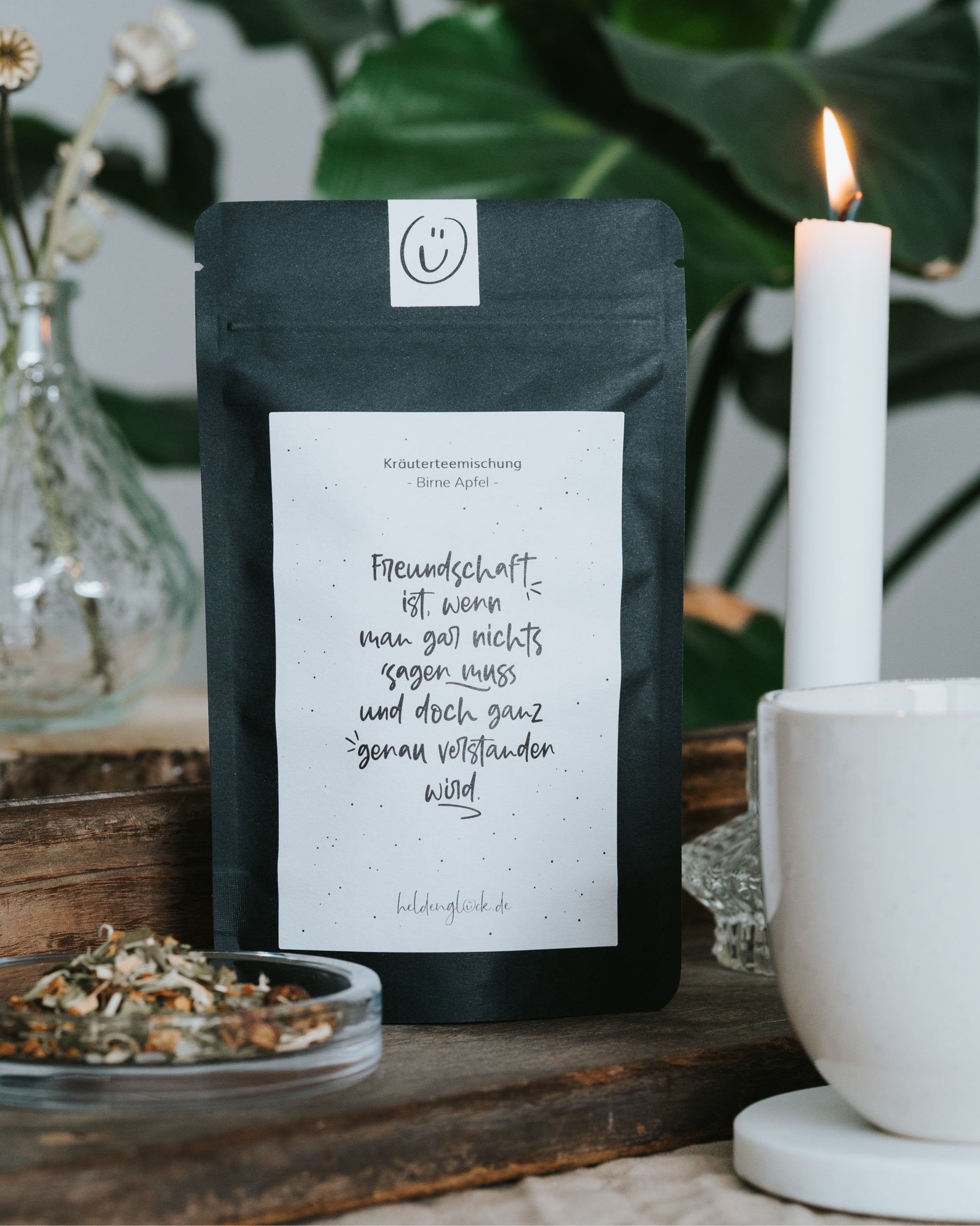 Sanfter Tee mit Birne und Apfel – ein stilles Zeichen echter Freundschaft