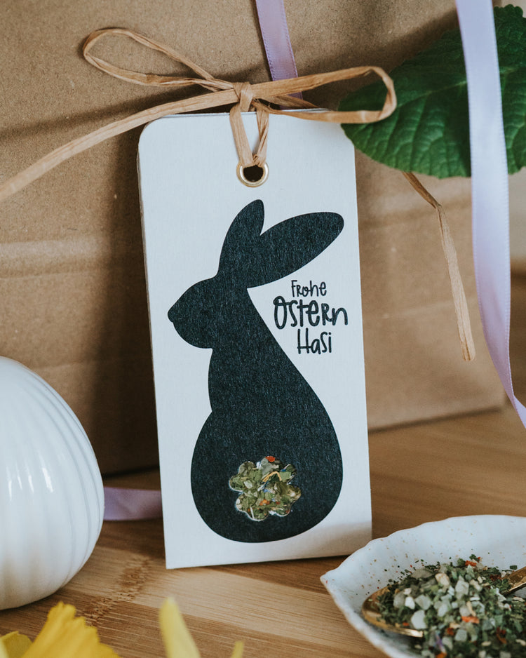Geschenkanhänger „Frohe Ostern Hasi“ mit Gute-Laune-Salz und klarer Osterbotschaft