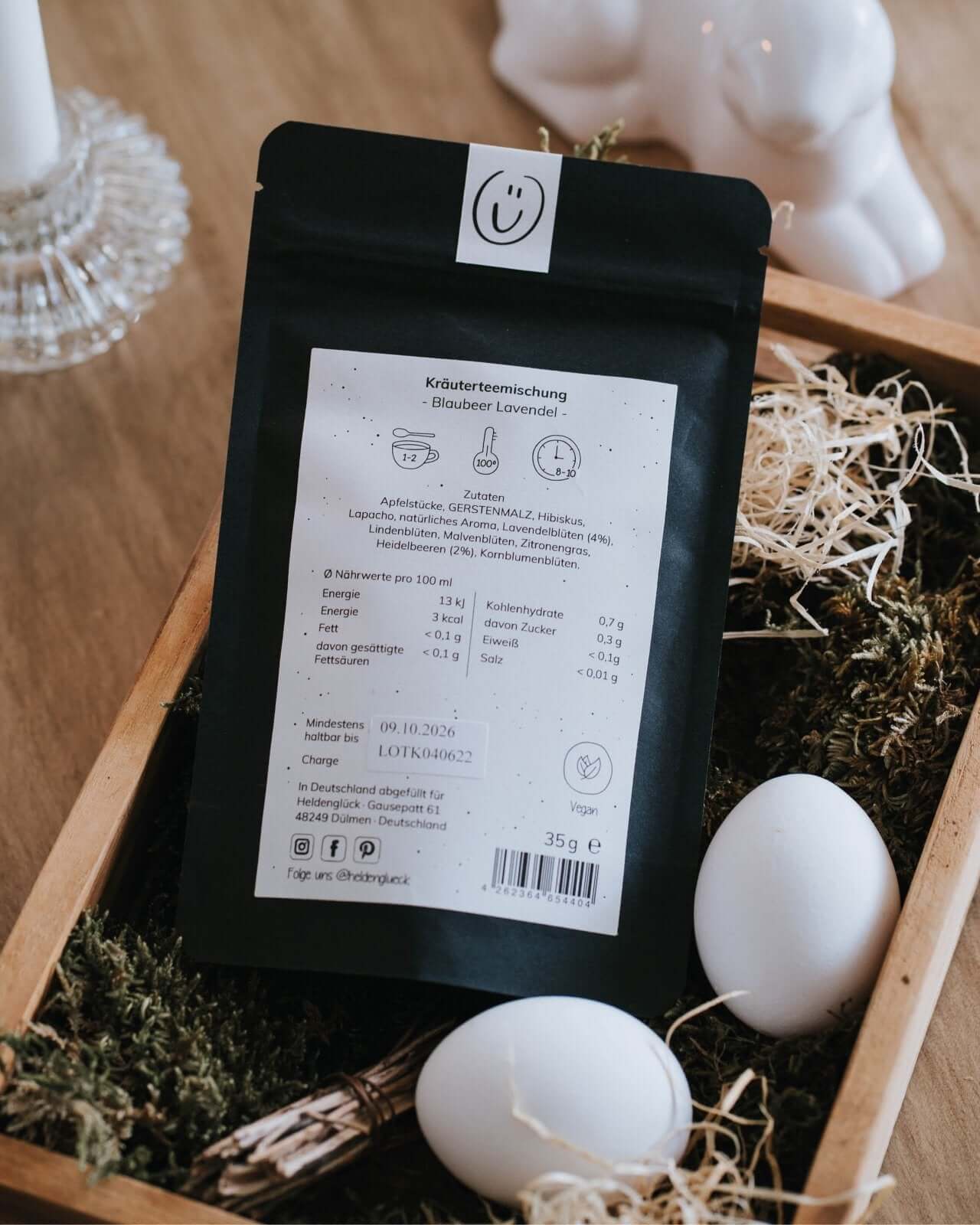 Tee mit Spruch oder Motiv Blumenduft in schwarz weiss