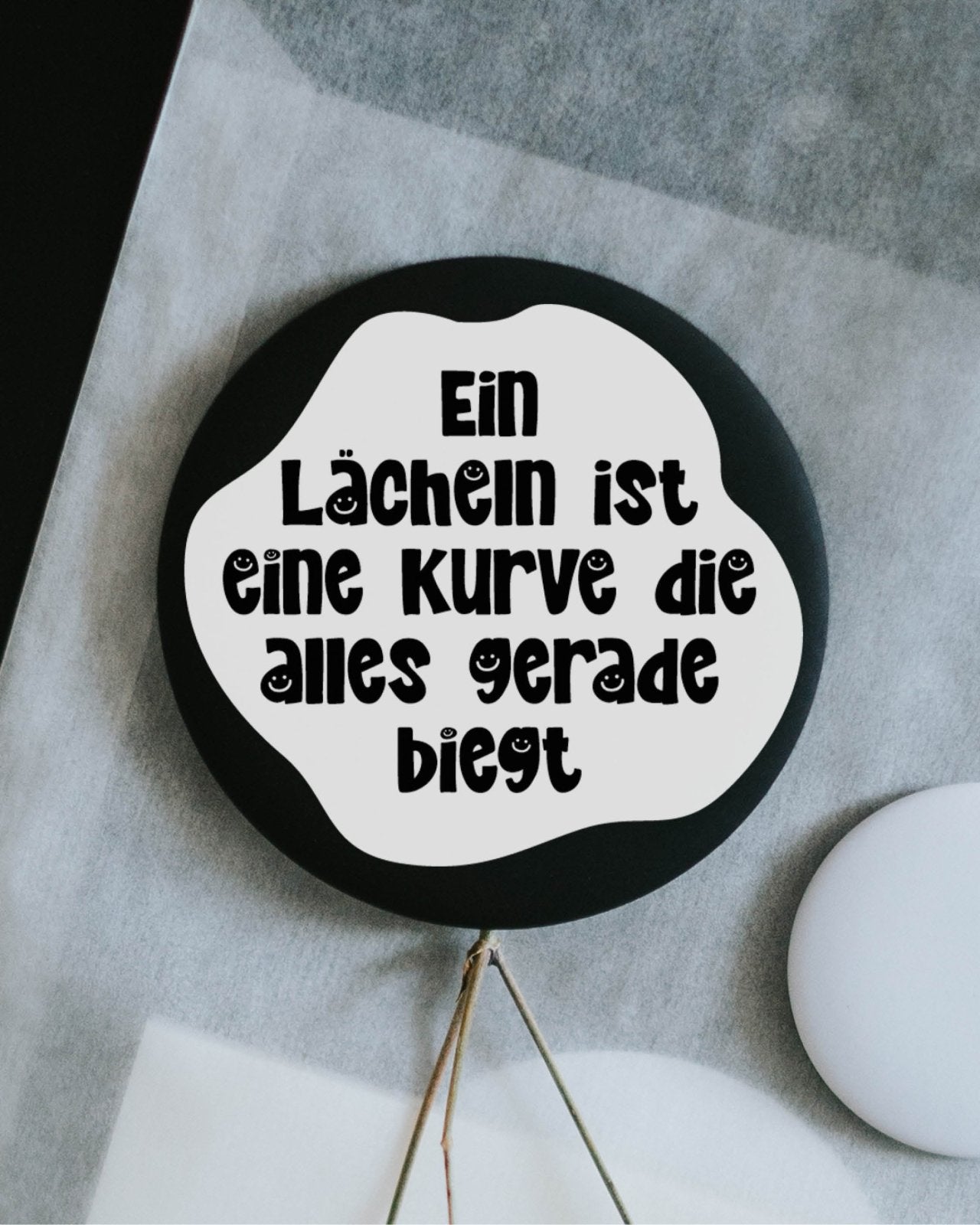 Lächeln ist eine Kurve · groß Magnet Heldenglück   