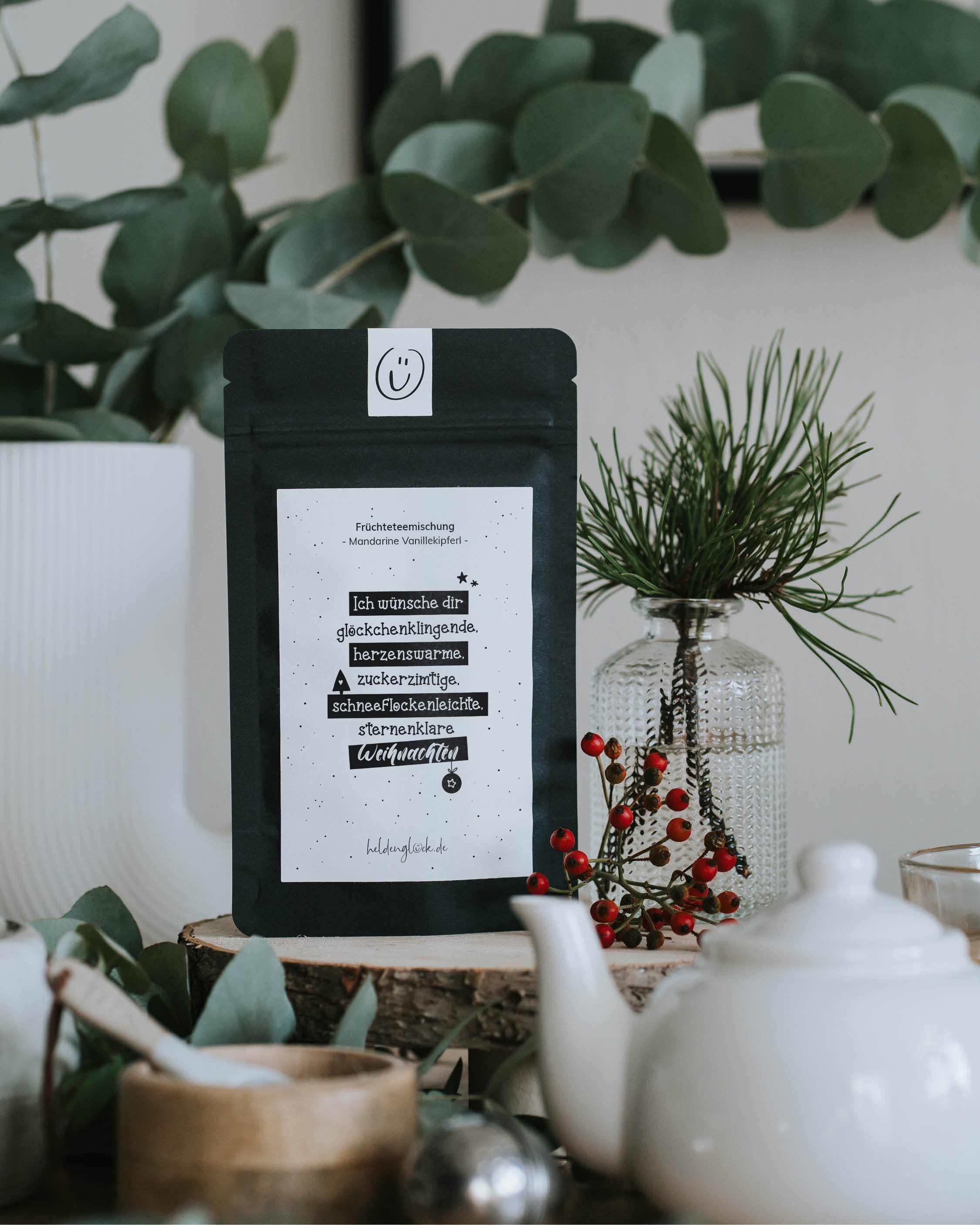 Tee mit Vanillekipferl-Note – perfektes Advents-Mitbringsel von Heldenglück