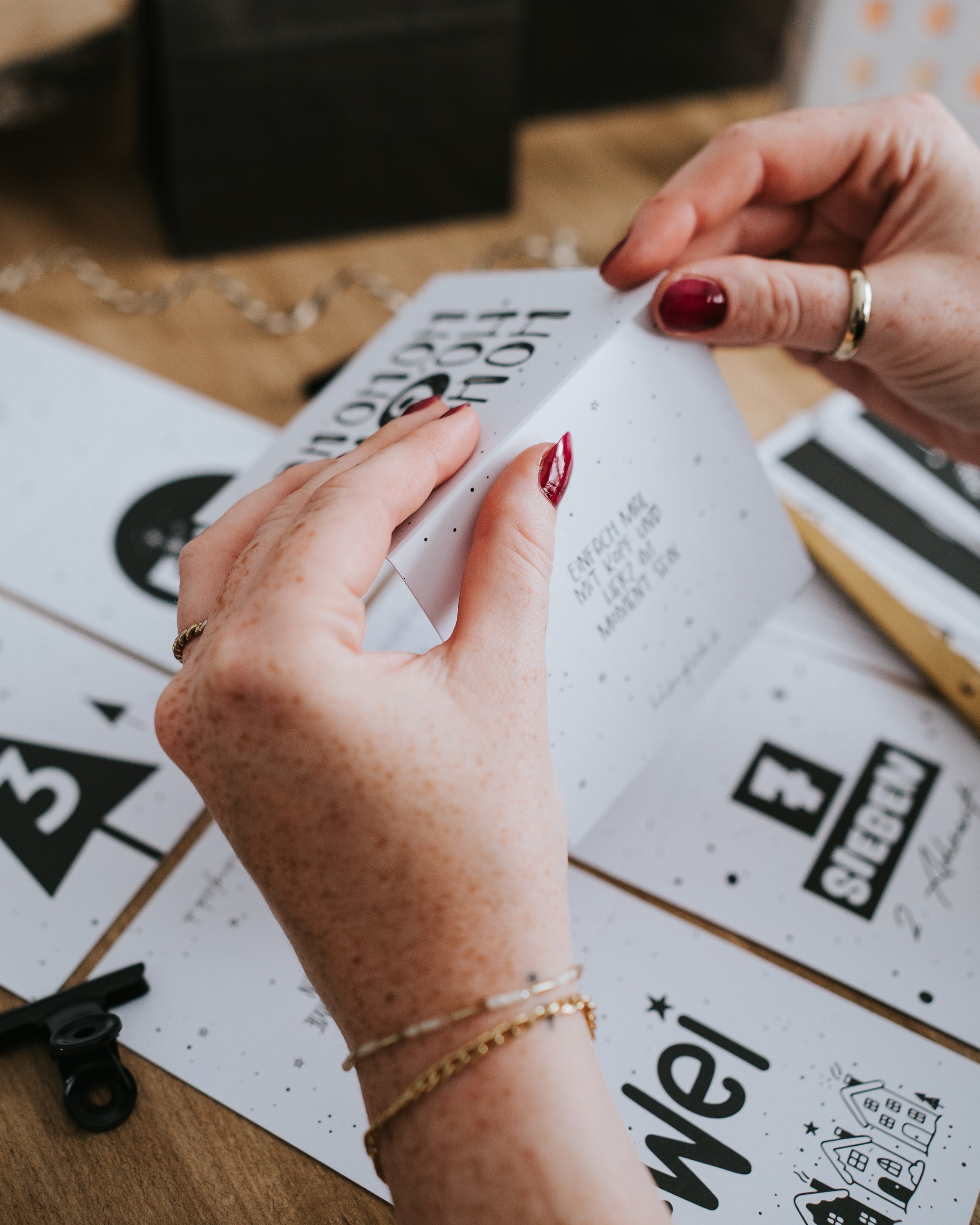 Heldenglück Kartenset zu Weihnachten – FSC-zertifiziert, klimafreundlich gedruckt und plastikfrei verpackt