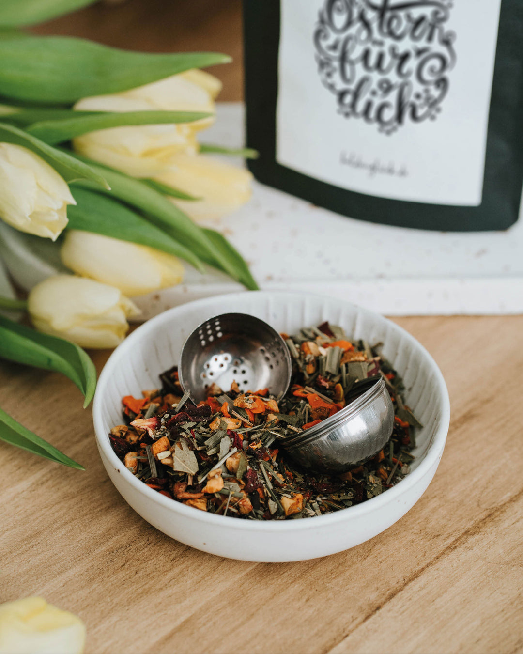 Kräutertee mit liebevoller Osterbotschaft – persönlich, nachhaltig und mit Genuss