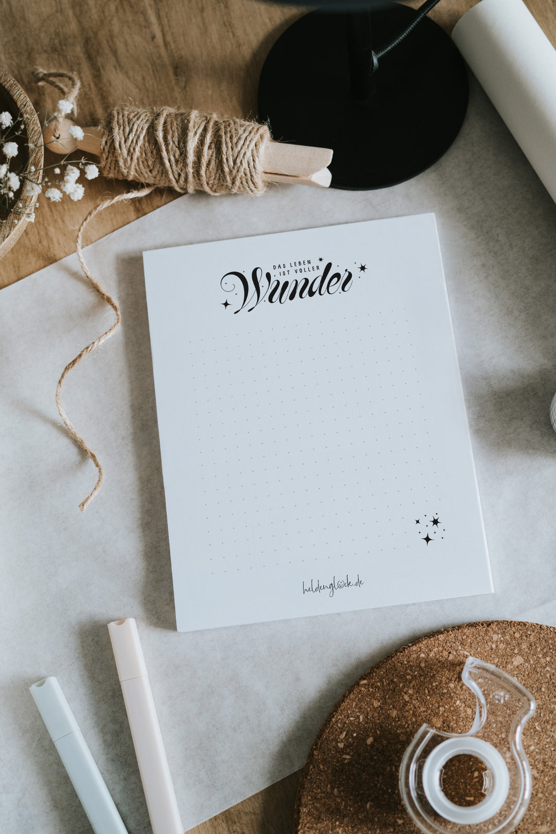 Notizblock „Wunder“ mit dem Spruch „Das Leben ist voller Wunder“ – liebevoll gestaltet und ideal für kleine Gedanken und große Träume