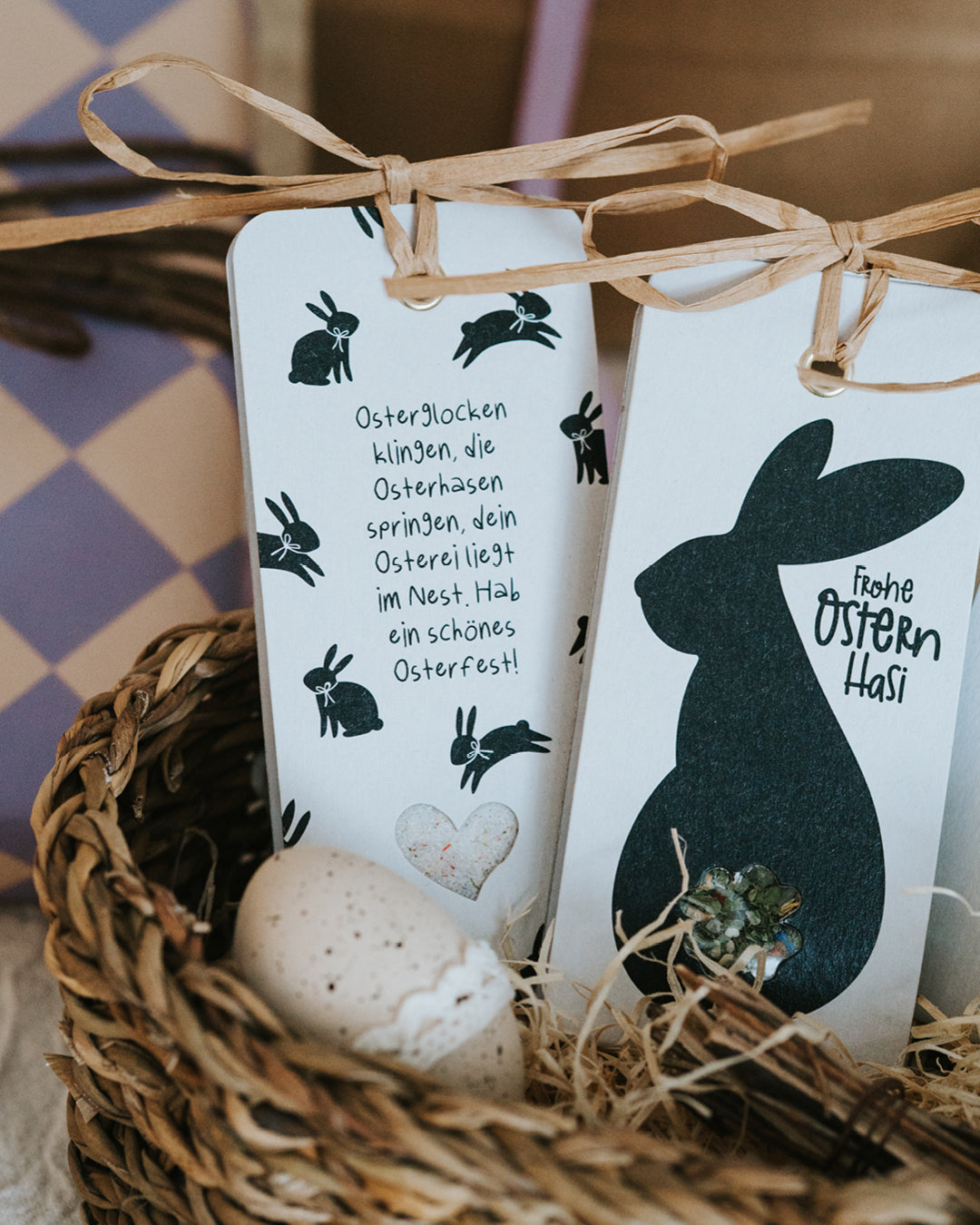 Heldenglück Geschenkanhänger mit Osterglocken-Spruch und liebevollem Ostergruß