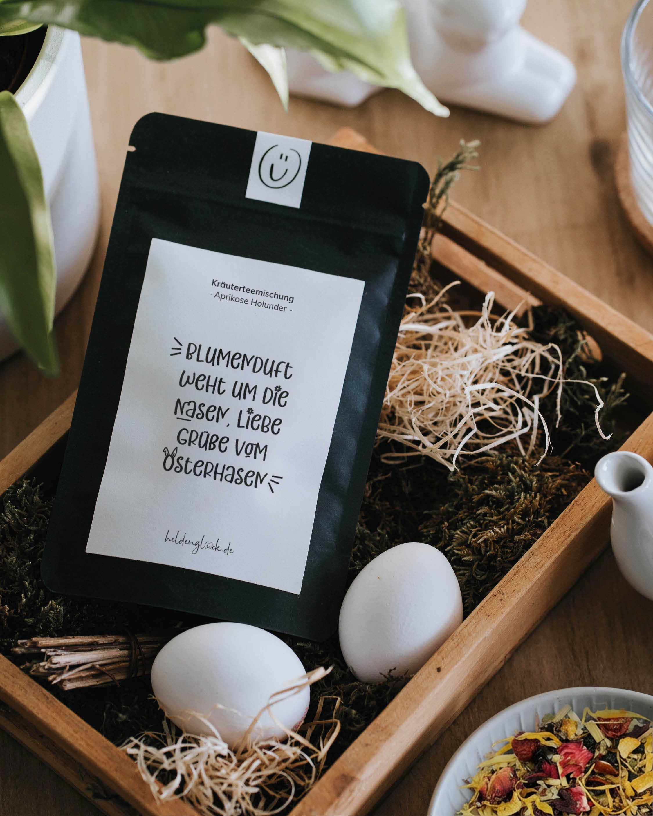 Heldenglück Kräutertee mit verspieltem Osterhasen-Spruch – macht sofort gute Laune