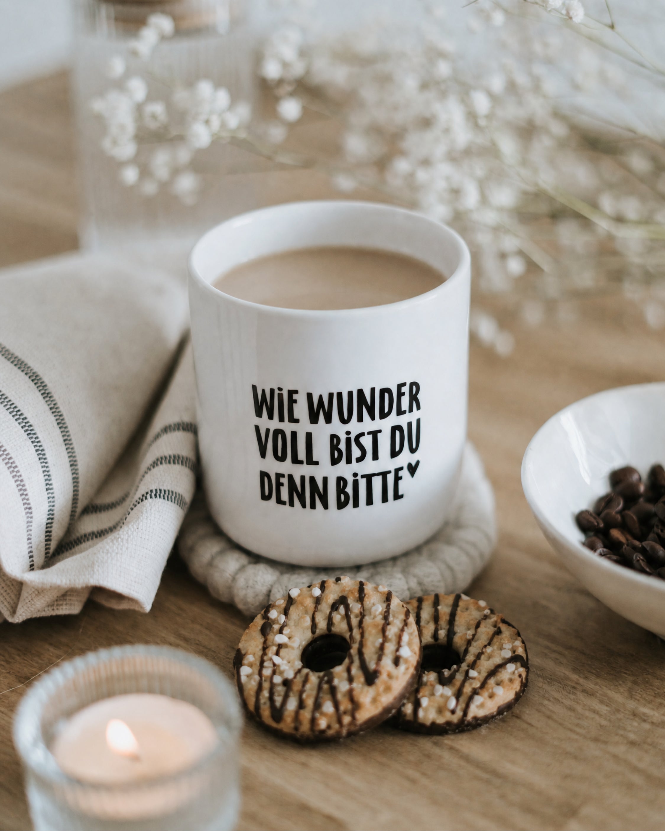 Heldenglück-Becher mit charmantem Kompliment-Spruch
