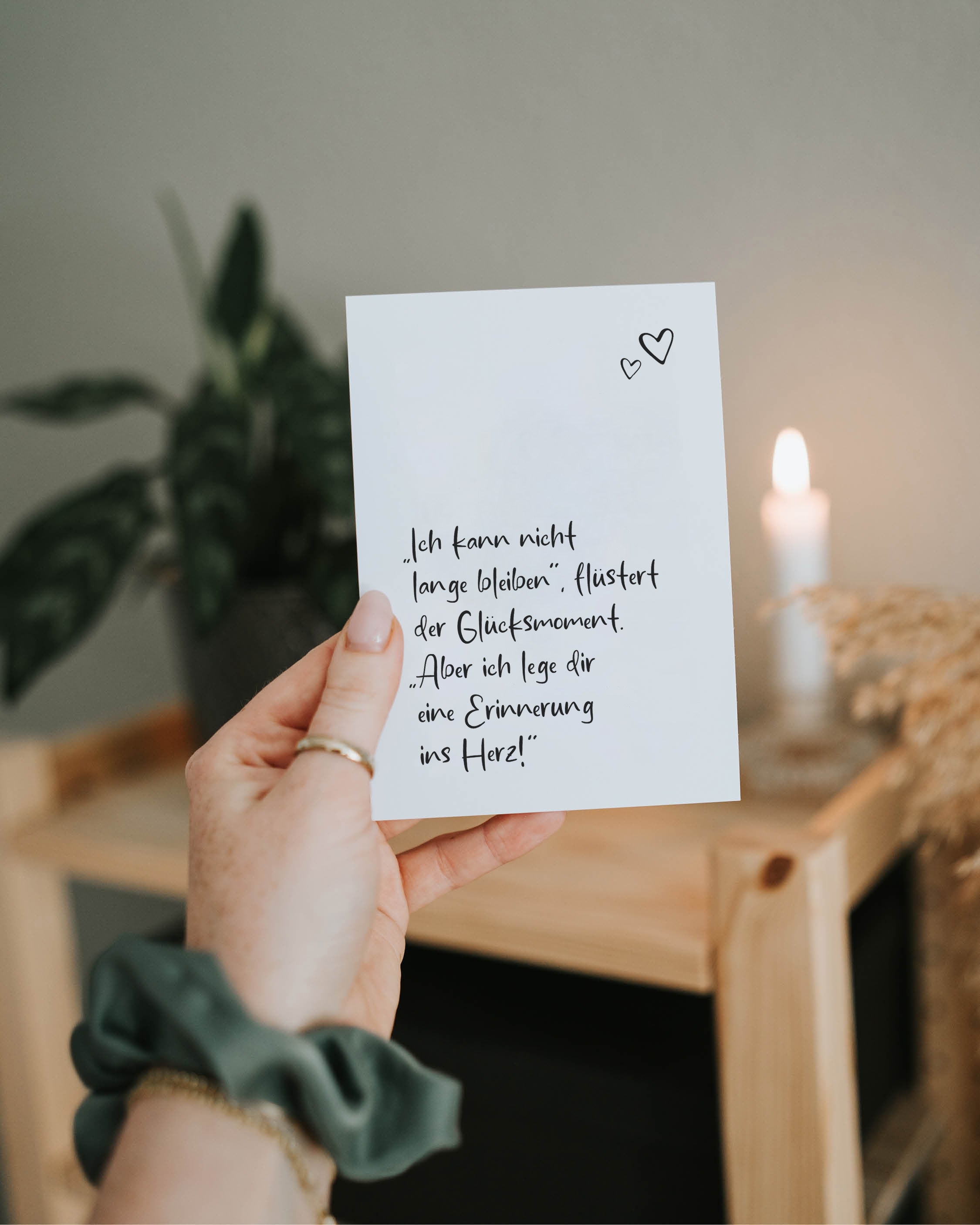 Postkarte mit Spruch „Erinnerung für dein Herz“ auf schlichtem, modernem Design – liebevolle Geschenkidee für besondere Menschen.
