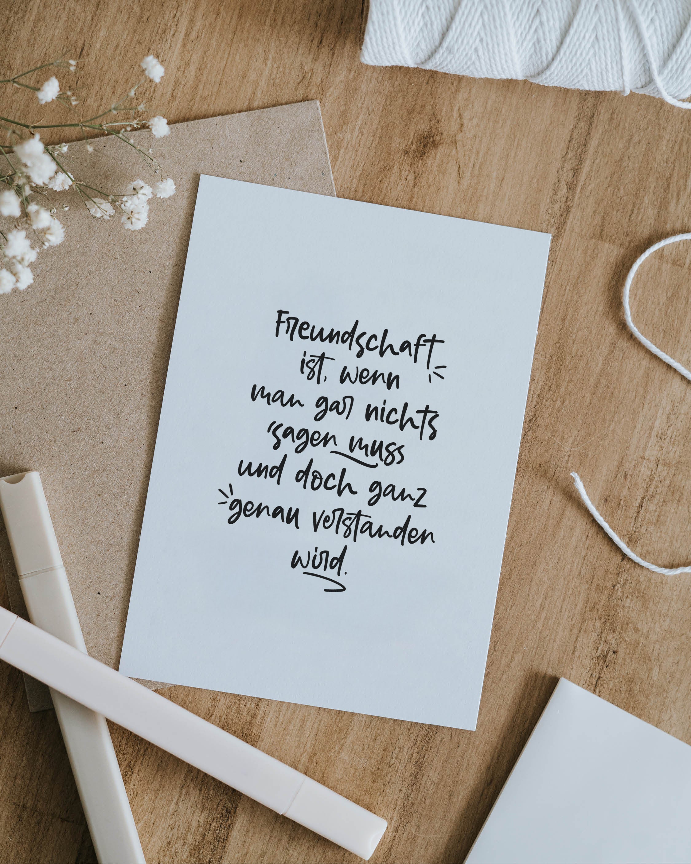 Postkarte mit feinem Schriftzug – für beste Freundinnen oder Seelenverwandte, die echtes Verständnis verbindet.