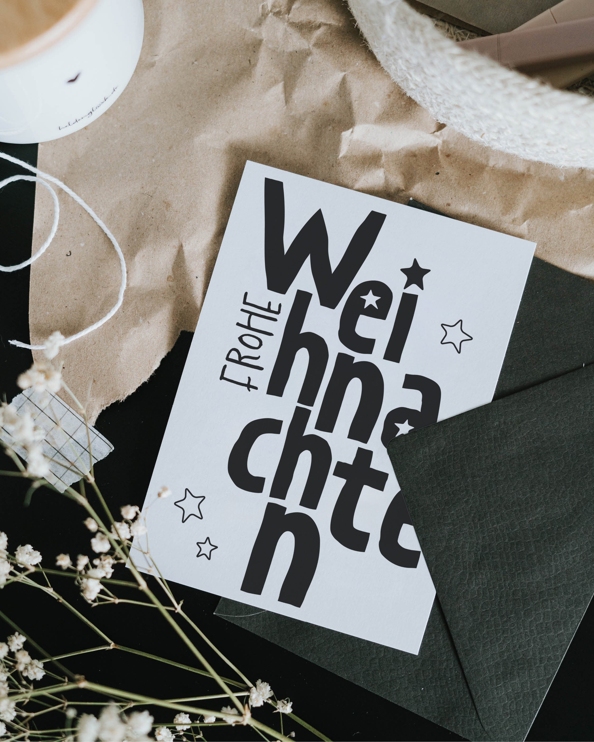 Hochwertige A6-Weihnachtskarte mit schlichtem Design – eleganter Gruß für die Feiertage.