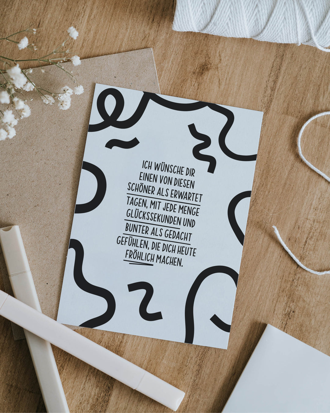 Minimalistische Postkarte mit warmen Worten – ein Herzensgruß für Tage, die heller werden dürfen.