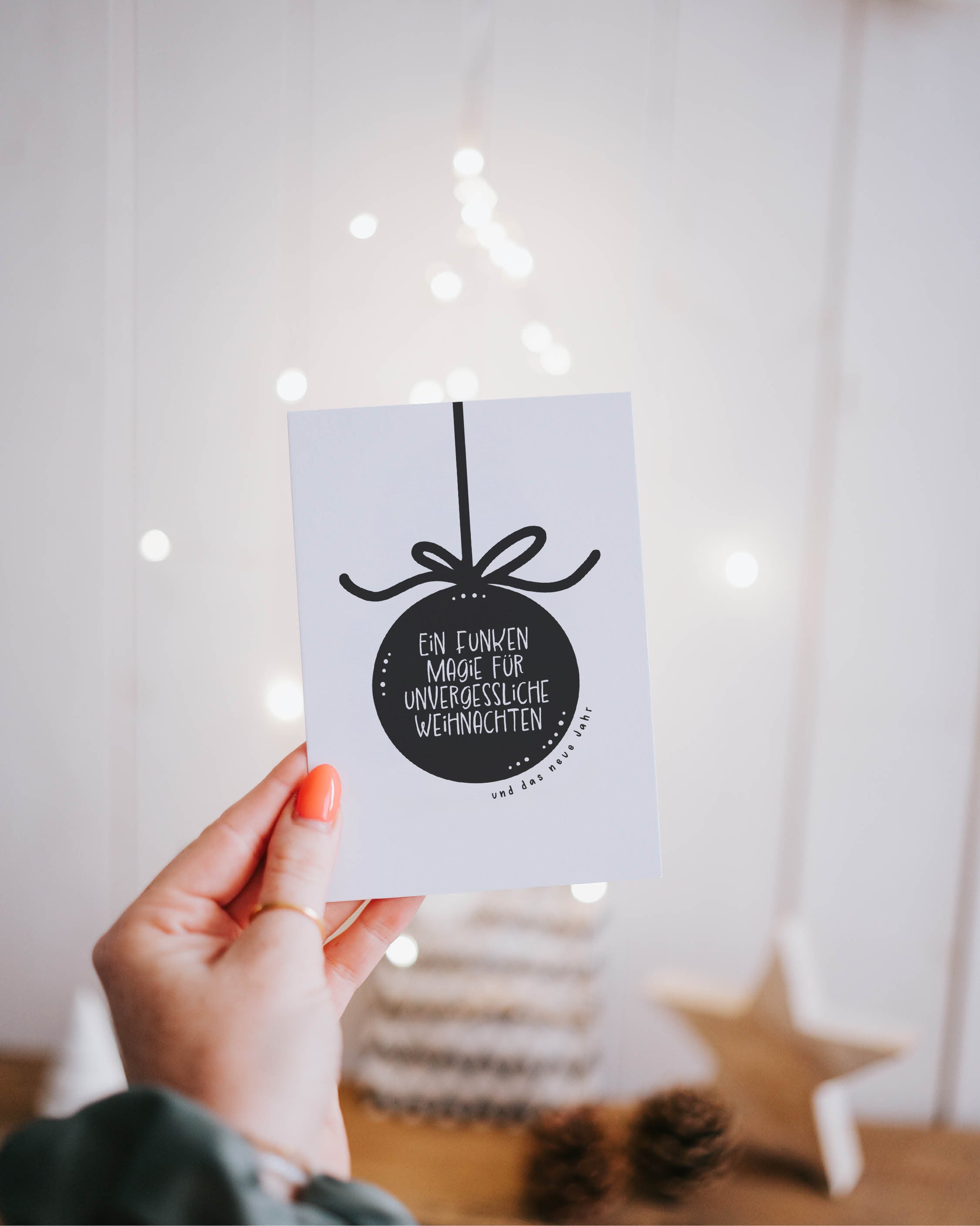 Weihnachtskarte mit feinem Spruch und grafischem Detail – verbreitet sanften Weihnachtszauber ohne Kitsch.
