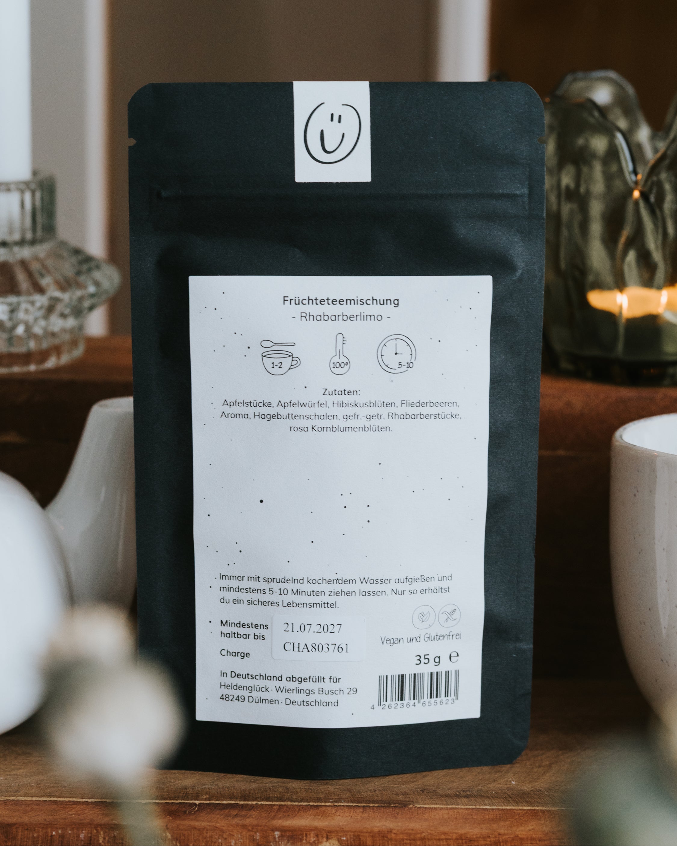Fruchtig-leichter Tee mit spritzigem Geschmack – liebevolles Geschenk zum Gratulieren und Lächeln schenken