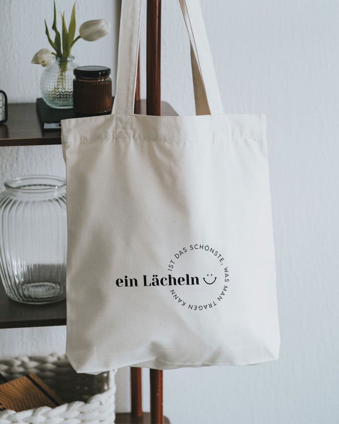 Geräumige Stofftasche für Alltag und unterwegs – praktisch, stabil und voller positiver Haltung