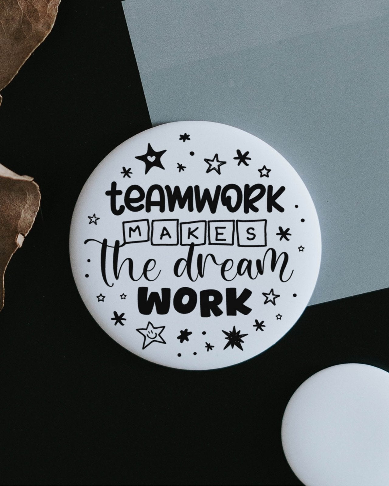 Teamwork Dreamwork · groß Magnet Heldenglück   