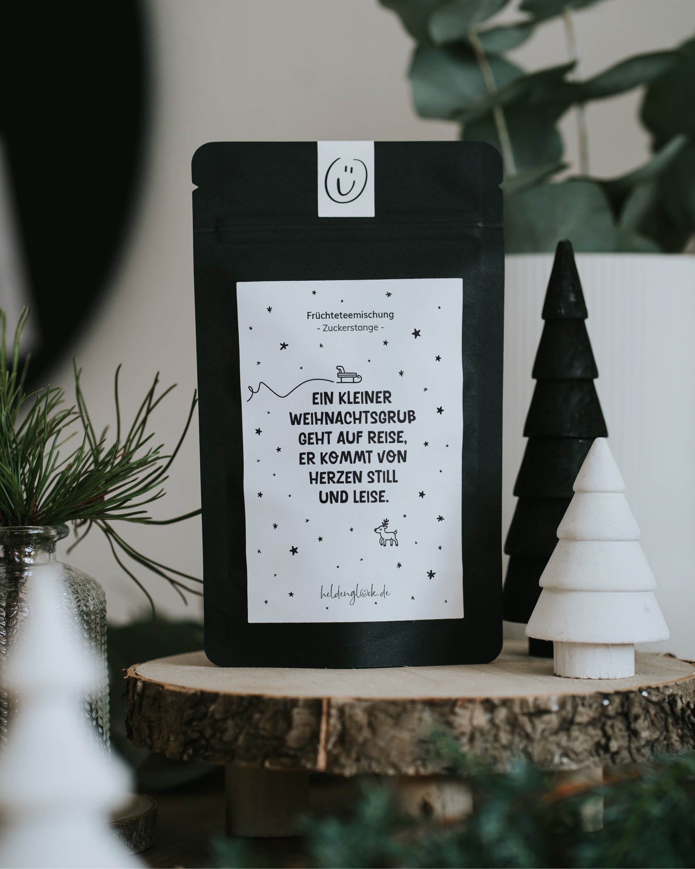 Tee mit liebevoller Spruchverpackung – ein stiller Gruß zur Weihnachtszeit