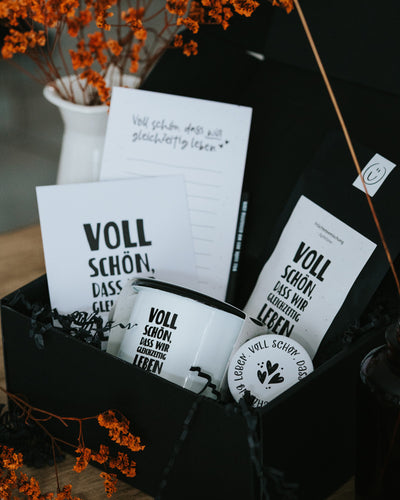 Hochwertige Geschenkbox aus mit abgestimmtem Design