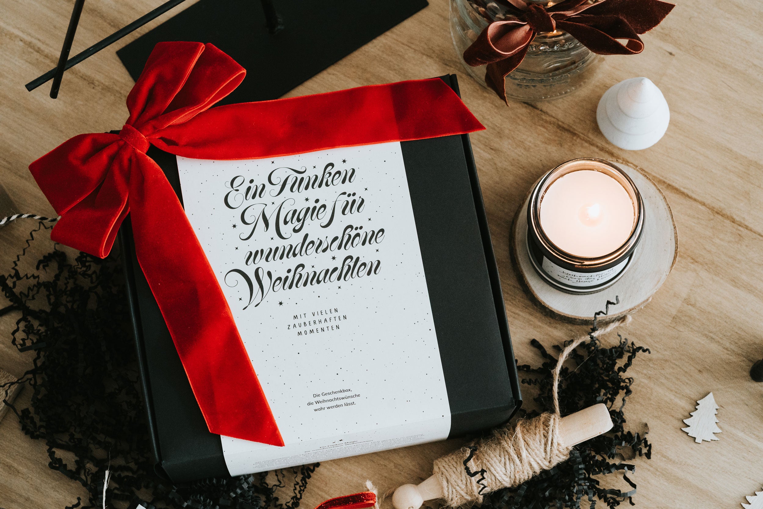 Heldenglück Weihnachtsbox – ein Lieblingsstück voller Weihnachtszauber und Herzenswärme