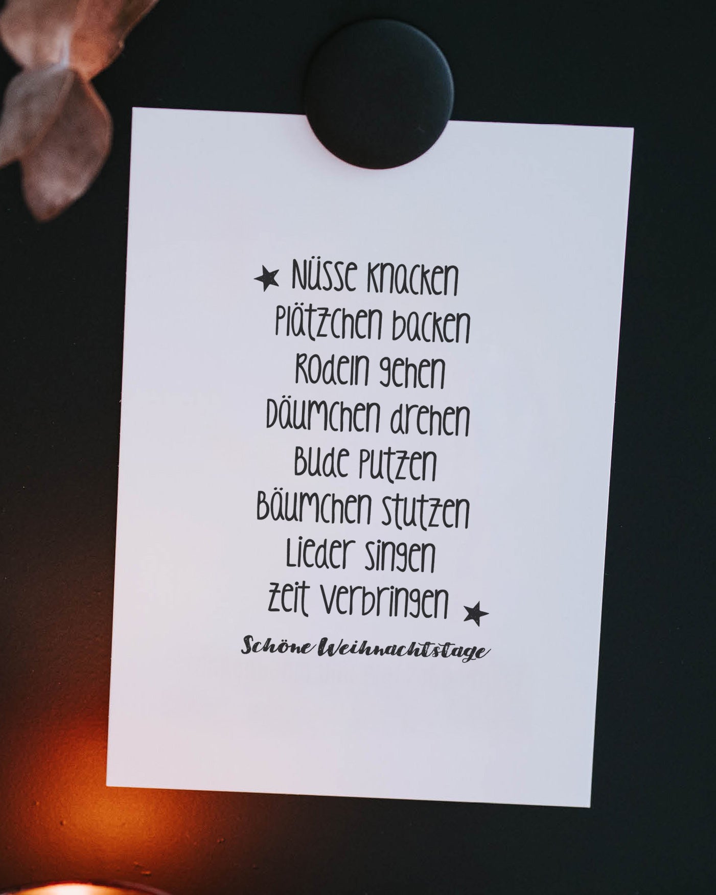 Weihnachtskarte mit charmantem Reimspruch – fröhlicher Gruß mit Herz und Augenzwinkern