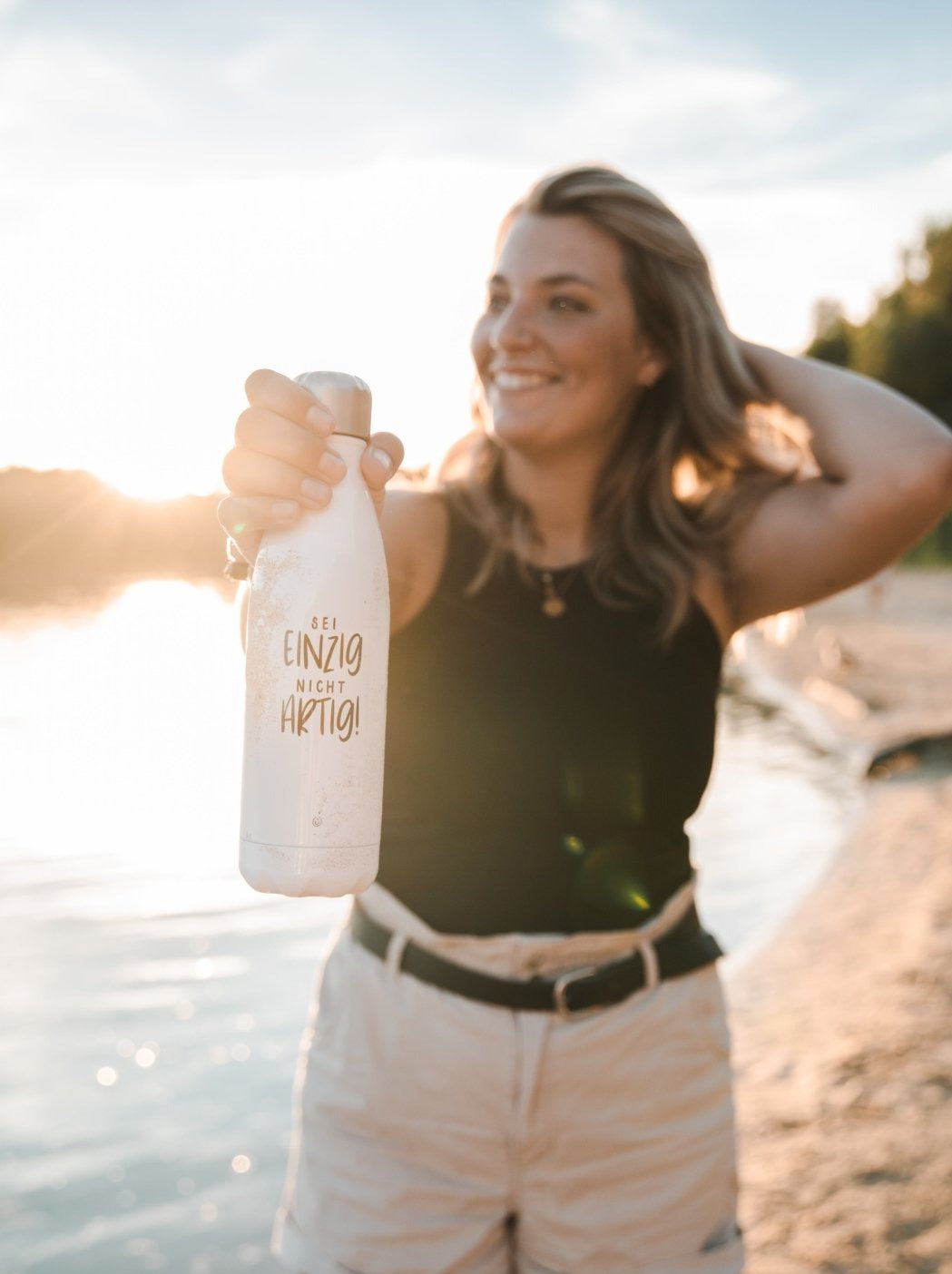Thermoflasche mit Spruch oder Motiv Einzigartig in schwarz weiss