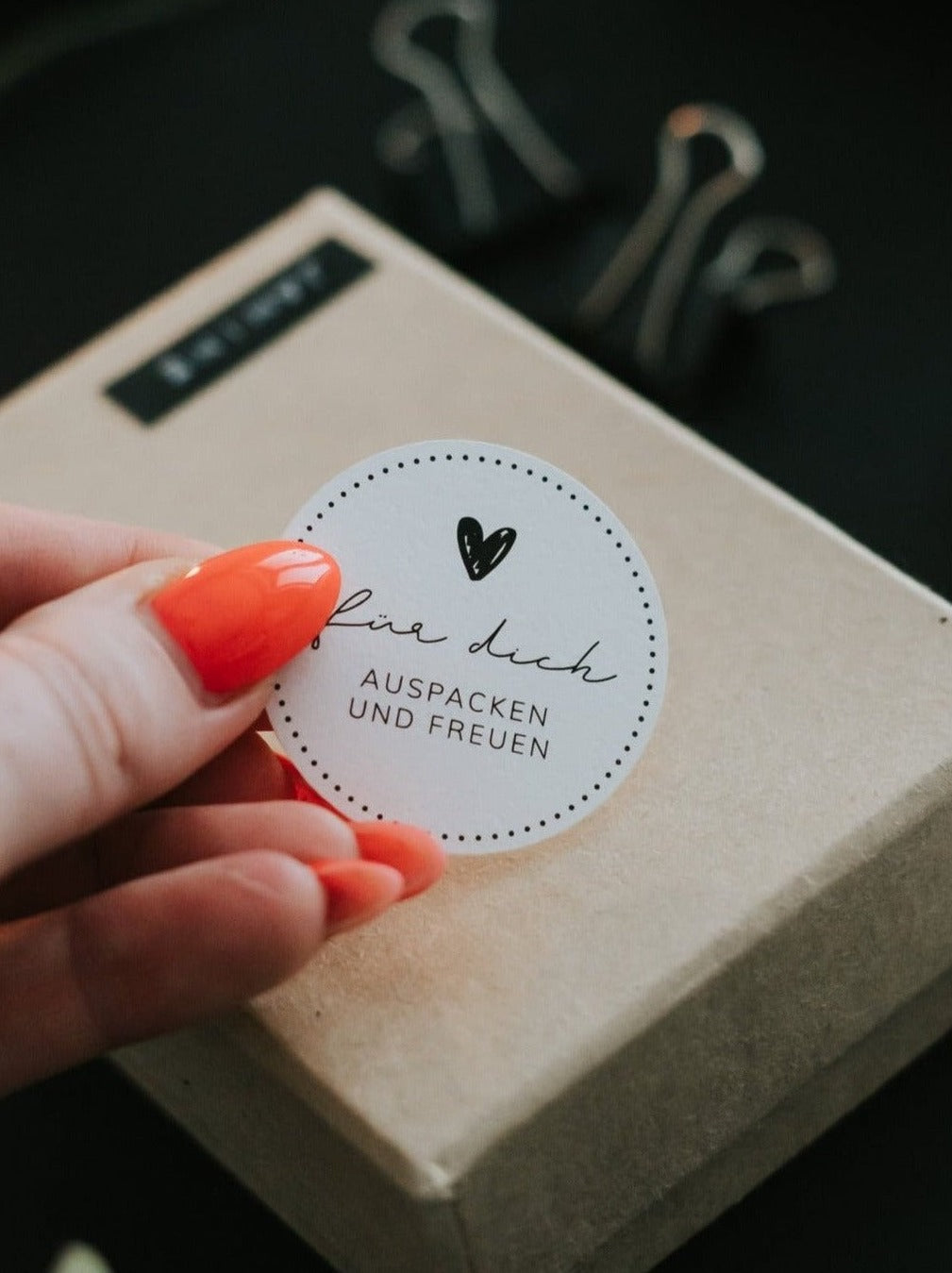 Geschenke liebevoll verpacken – „Für Dich“-Sticker für persönliche Botschaften