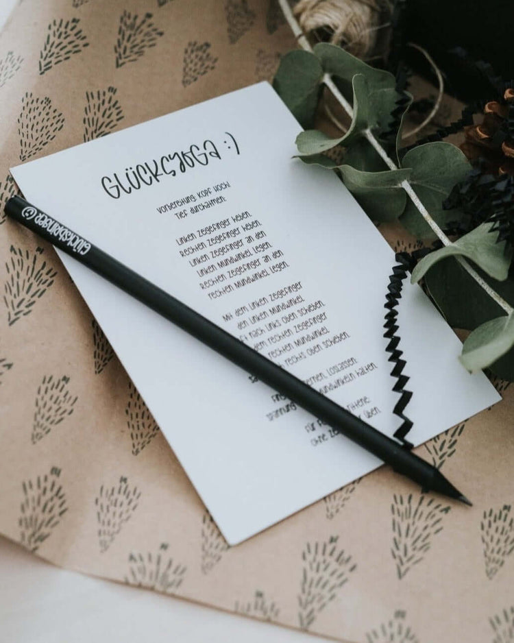Bleistift mit Spruch oder Motiv Glücksbringer in schwarz weiss