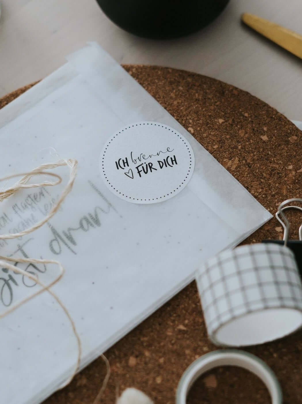 Geschenke mit Leidenschaft – „Ich brenne für Dich“-Sticker zum Verlieben