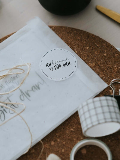 Geschenke mit Leidenschaft – „Ich brenne für Dich“-Sticker zum Verlieben