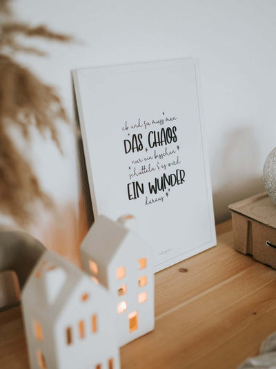 Geschenke mit Spruch – Poster „Chaos schafft Ideen“ für Kreative