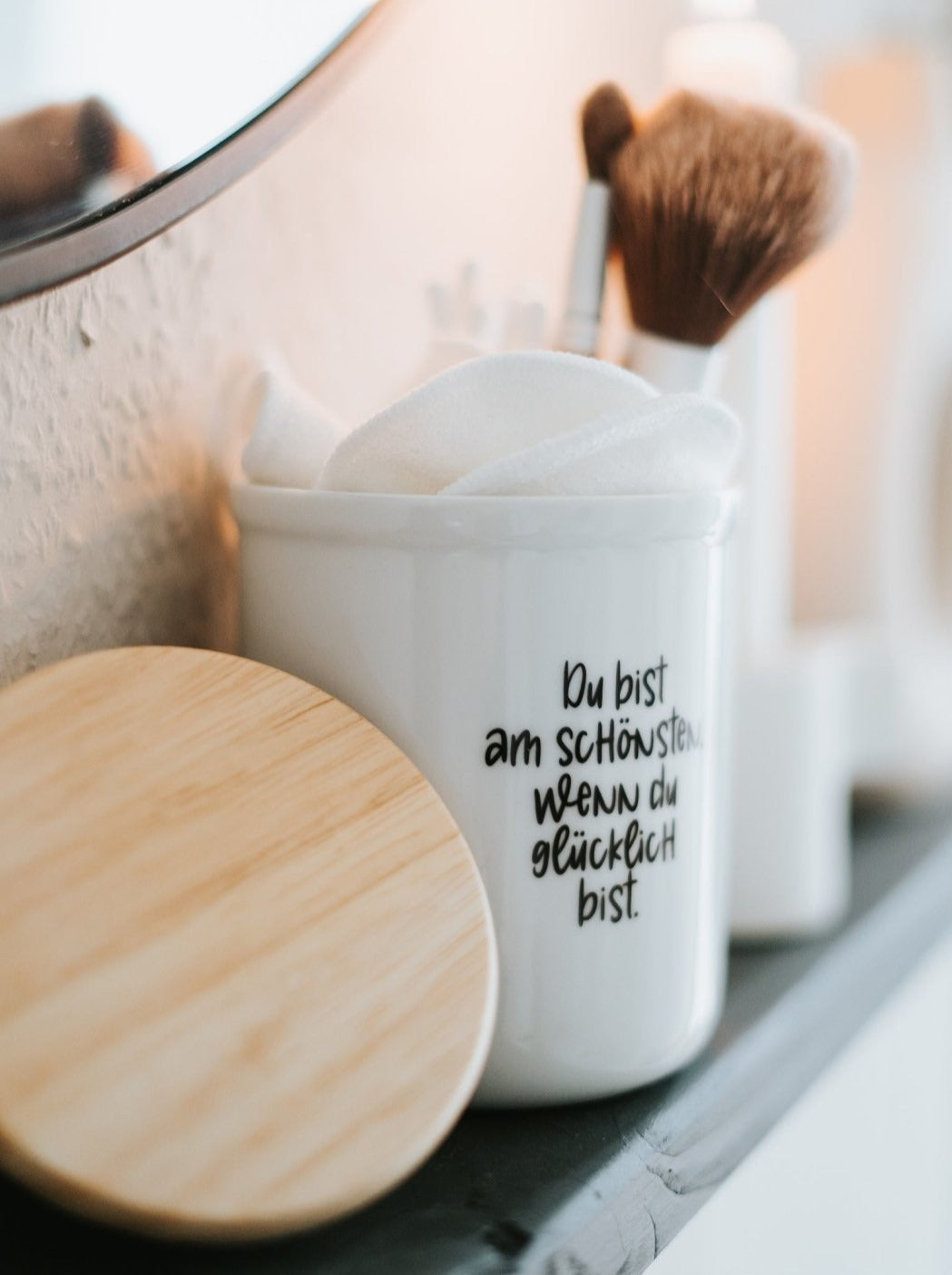 Keramikdose als Vorratsdose mit Spruch oder Motiv Du bist schön in schwarz weiss