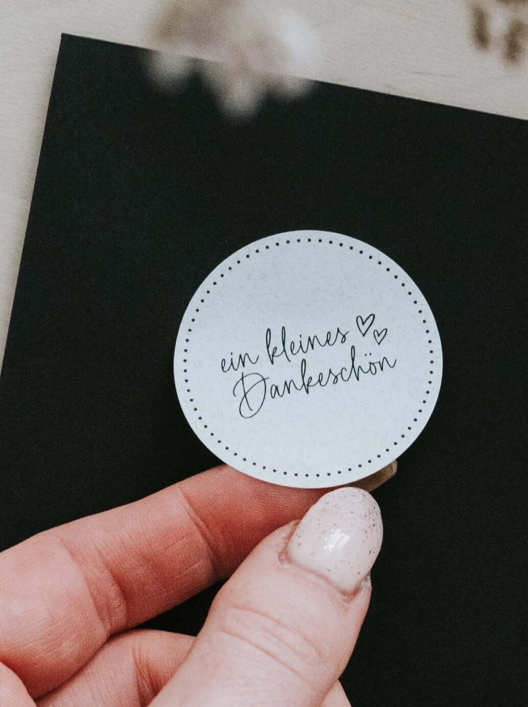 Geschenke mit Wertschätzung – „Danke“-Sticker für besondere Anlässe