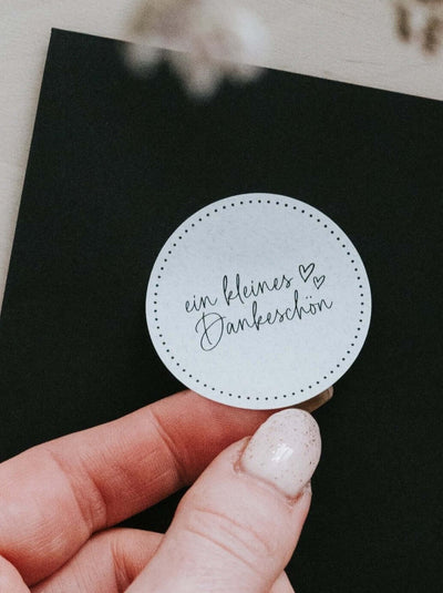 Geschenke mit Wertschätzung – „Danke“-Sticker für besondere Anlässe