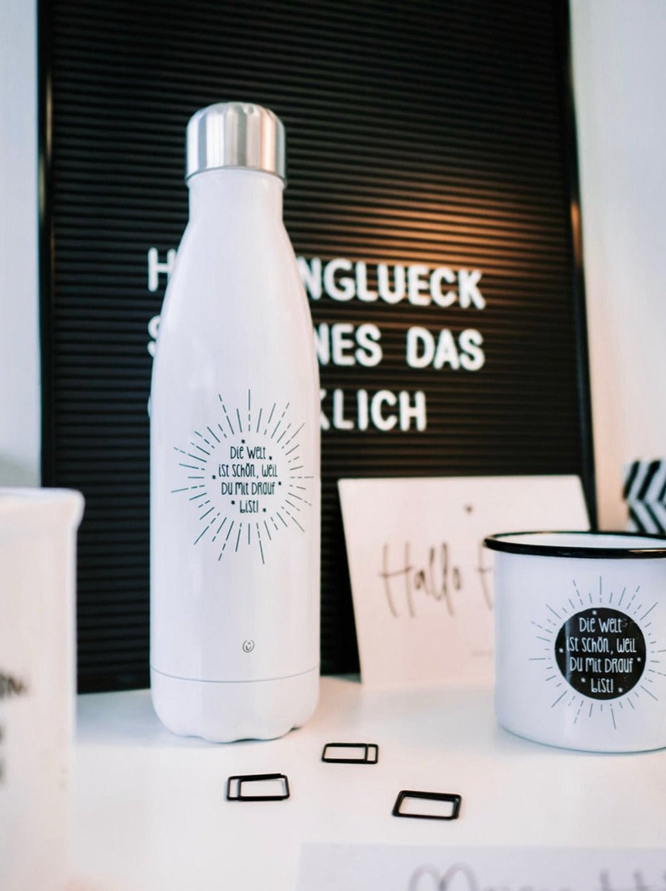 Die Welt ist schön  Heldenglück   